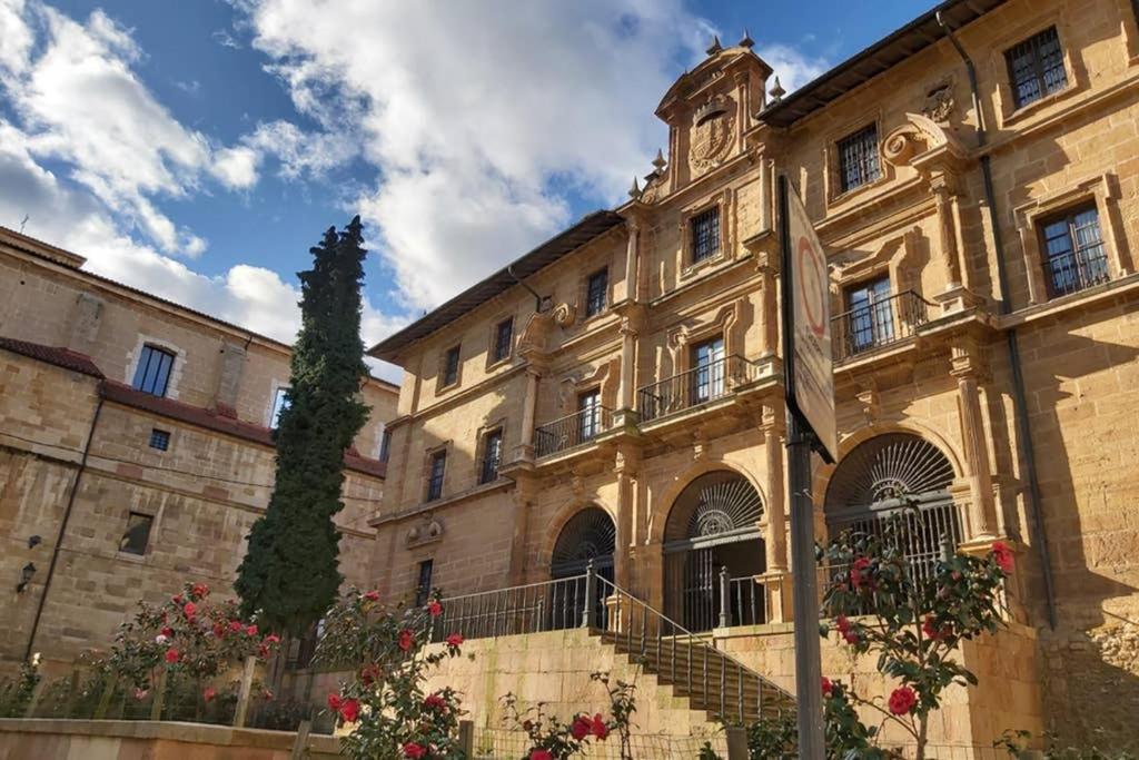 Nuevo-Casco Historico-Parking Gratuito. Διαμέρισμα Οβιέδο Εξωτερικό φωτογραφία